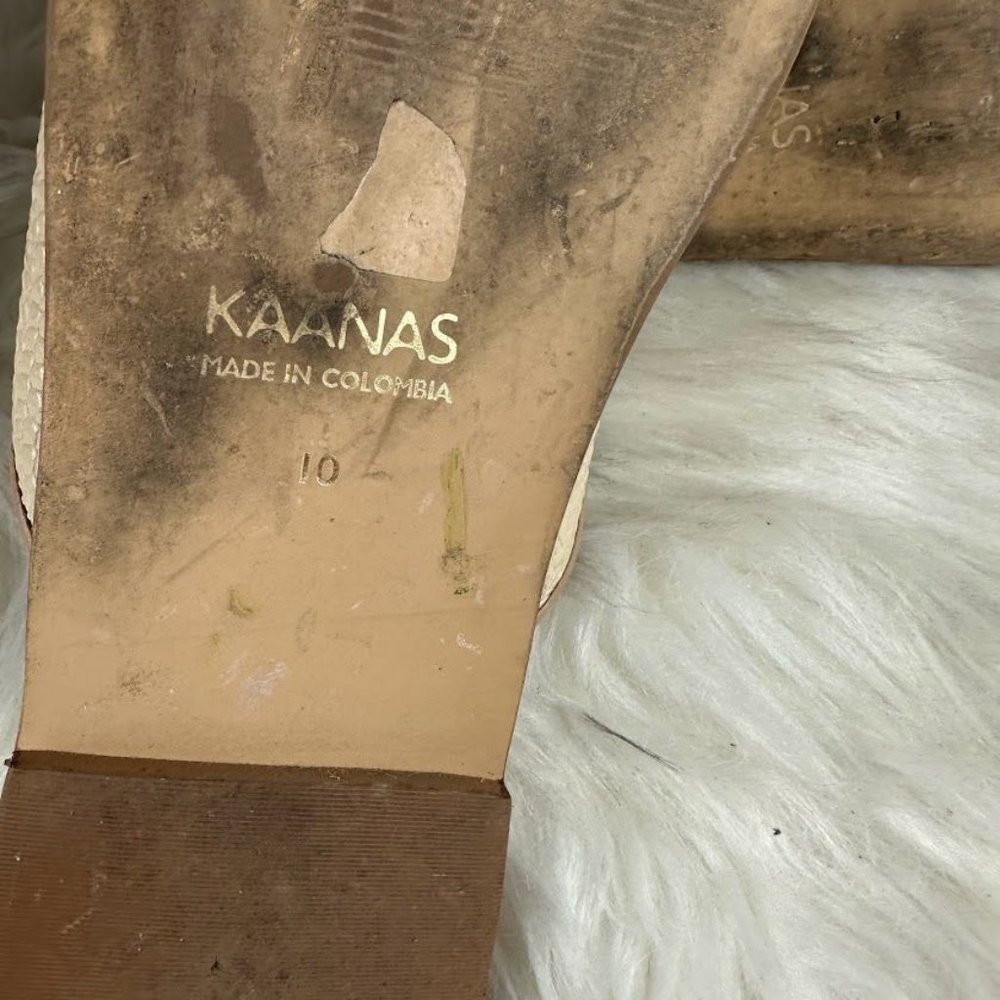 Kaanas Sardinia Snake Embossed Mule in Off White - Picture 8 of 9